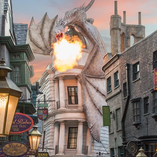 The-Wizarding-World-of-Harry-Potter_Social